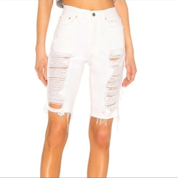 GRLFRND • White Destructed Beverly Bermuda Shorts - Picture 1 of 11